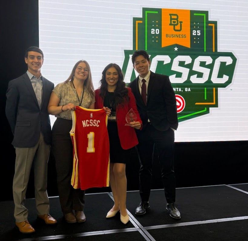 UNM Anderson students win sales competitions
