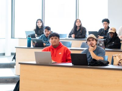 Specialized classes from the Innovation Academy at UNM Anderson