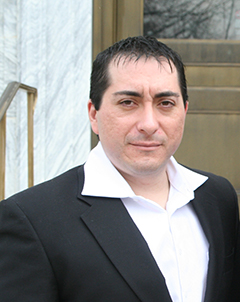 Dr. Manuel Montoya
